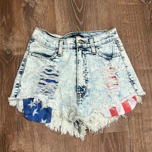 Forever 21 light wash American flag high rise short
